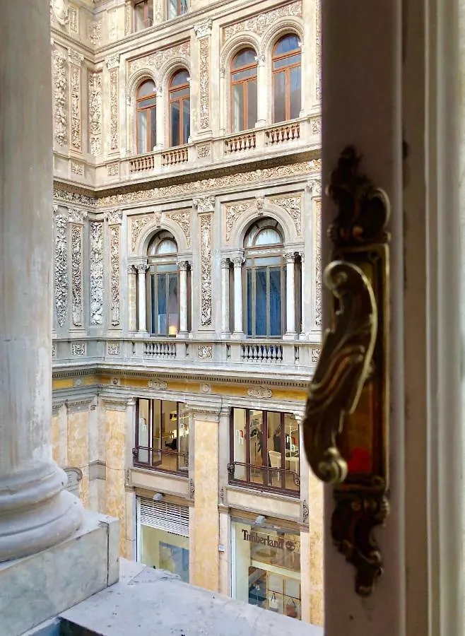 Lav Apartments Naples