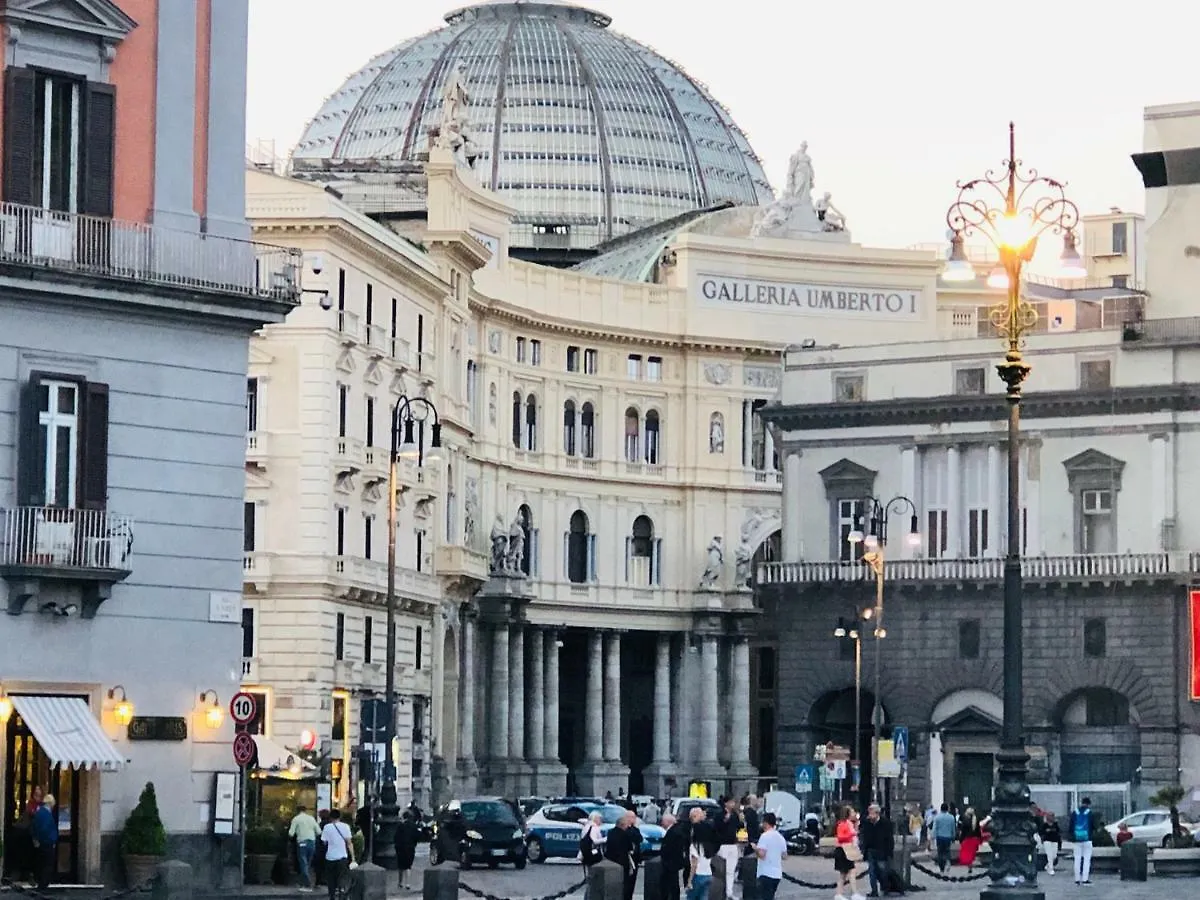 Lav Apartments Naples