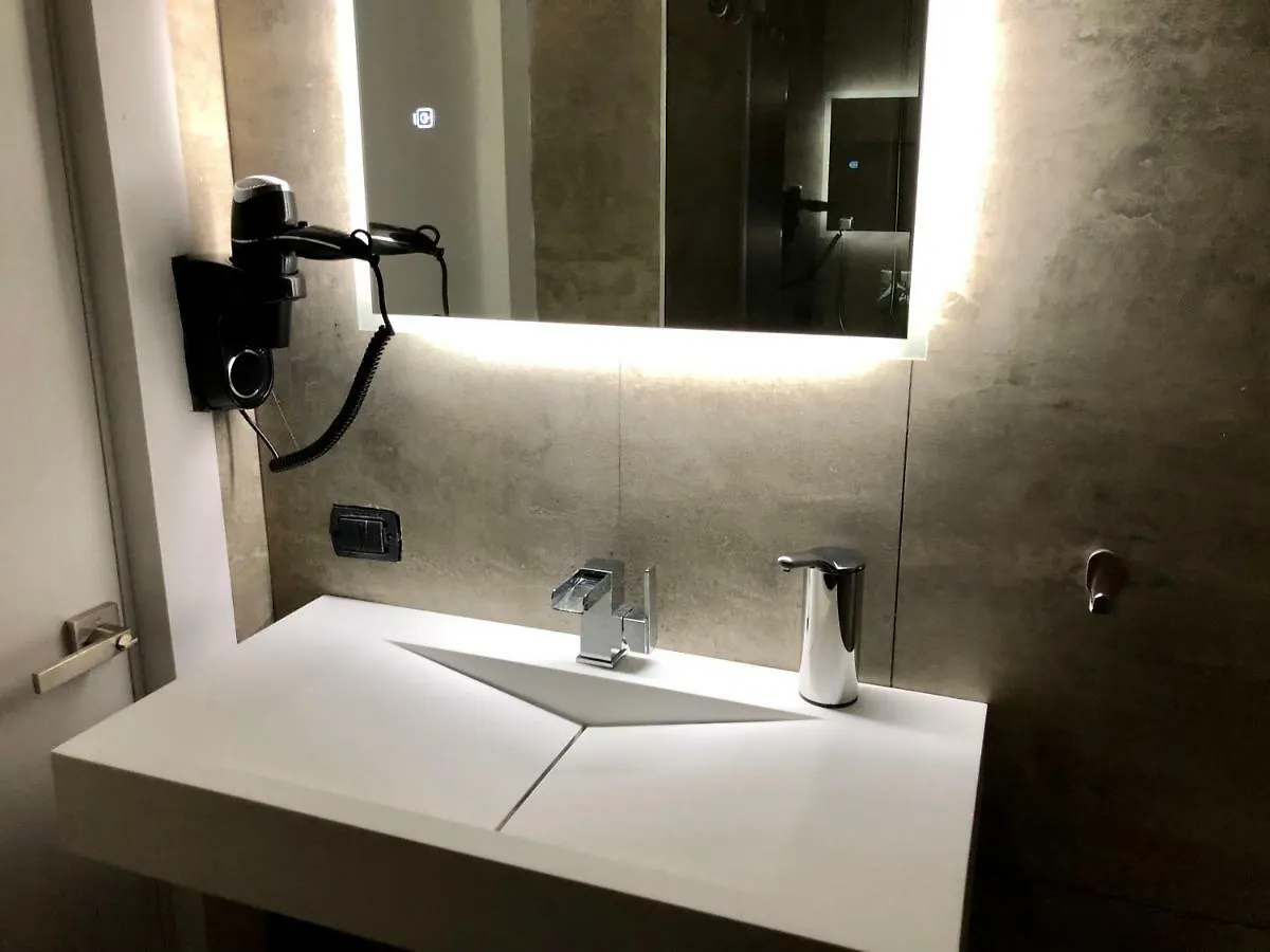 Lav Apartments Naples 0*,